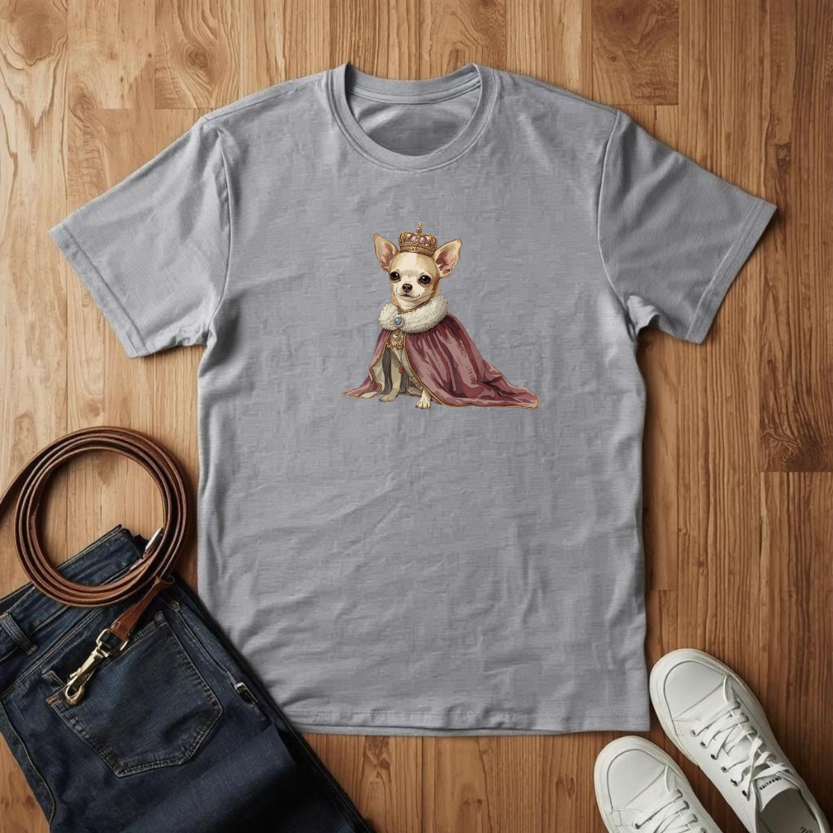 Chihuahua Royalty  - T-Shirt